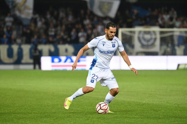 L’Équipe titola: Trasferimenti: il Tolosa vuole Hamza Sakhi (Auxerre)