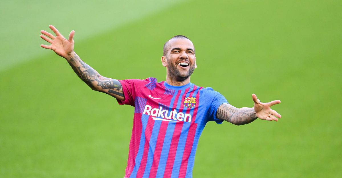 Gazzetta – Dani Alves: “Tutti dicono che sono vecchio, ma non sono d’accordo”