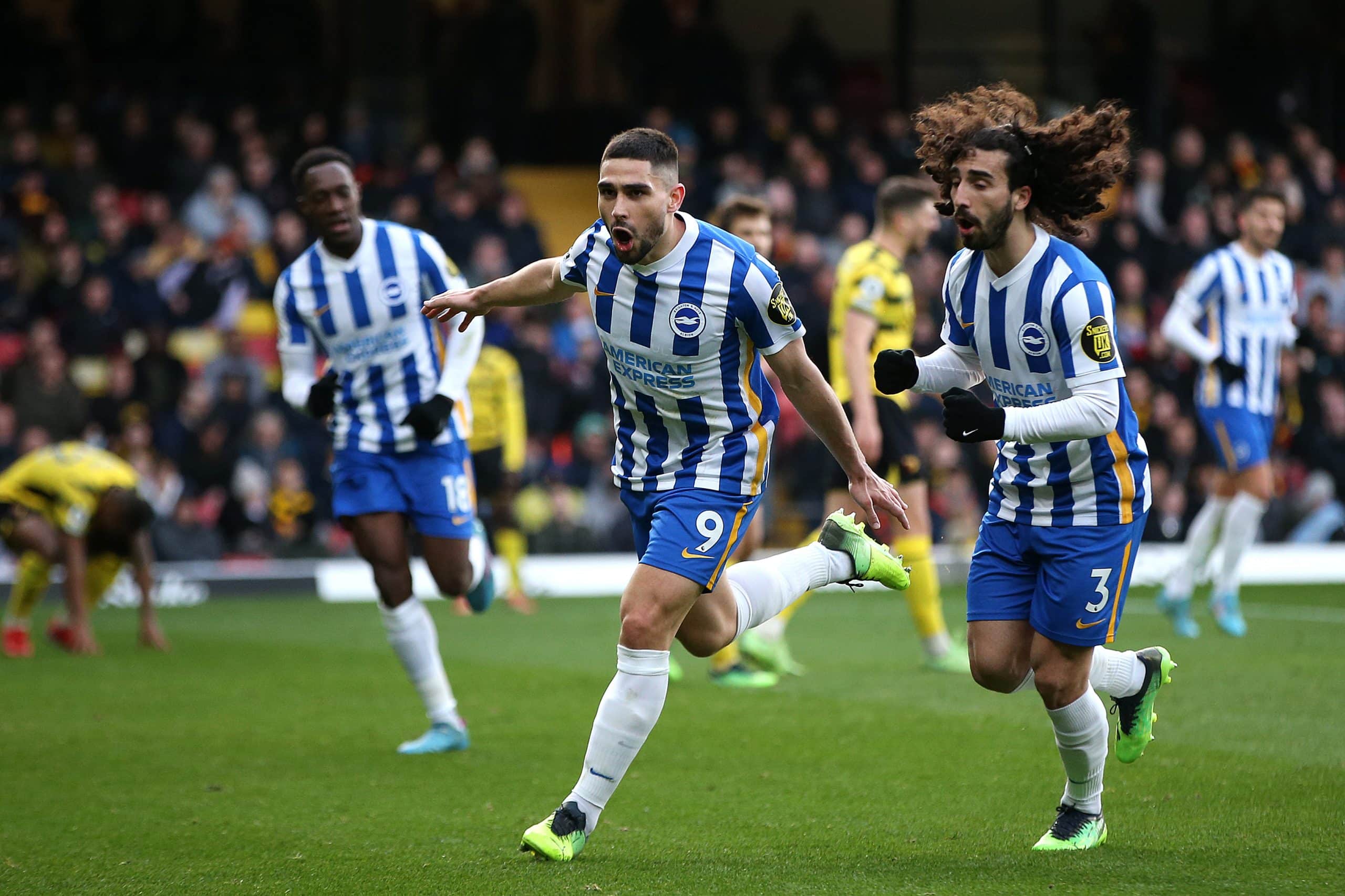 L’attaccante del Brighton Neal Maupay è oggetto della gara della Salernitana, squadra di Serie A