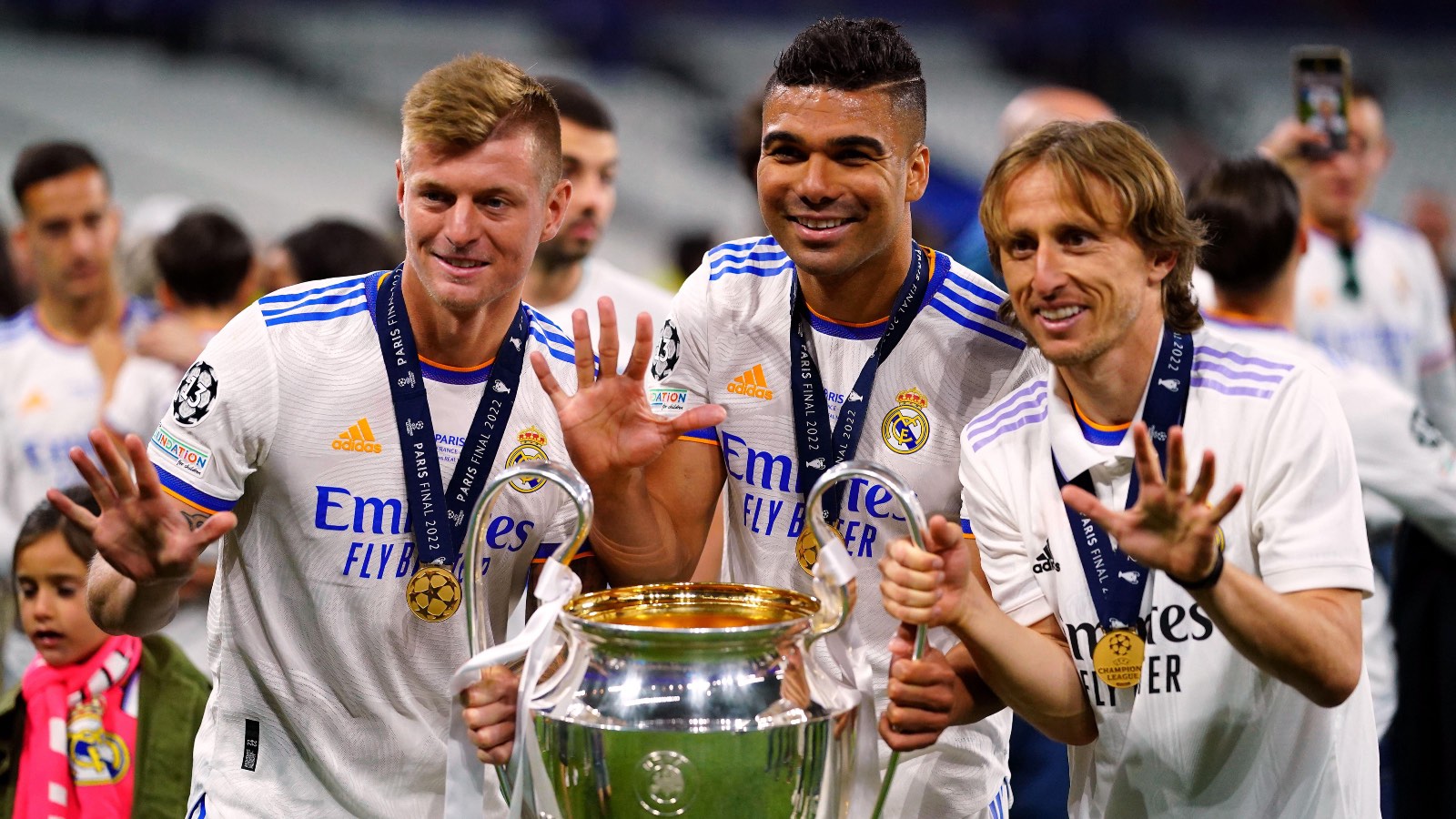 Kroos mira a una strambata appena velata a Casemiro per la mossa di Man Utd in una pretesa per accaparrarsi denaro