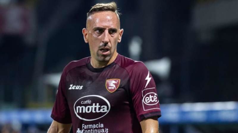 Franck Ribéry annuncia il suo ritiro all’età di 39 anni