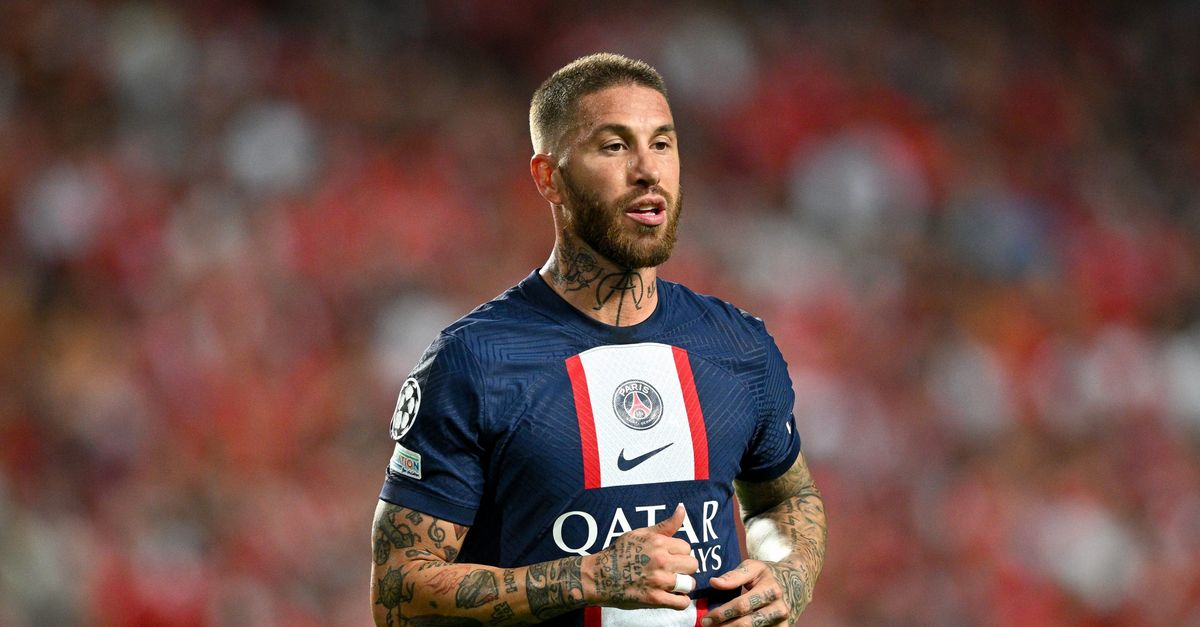 Gazzetta – Psg, Sergio Ramos trattiene Mbappé: “Non credo alle voci. Qui è felice”