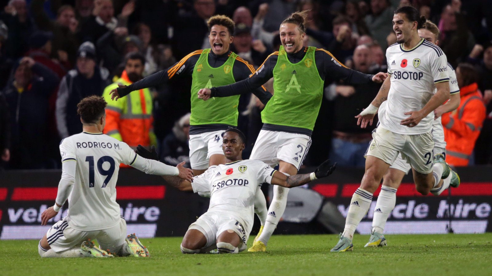 Agbonlahor prende in giro il Leeds per aver festeggiato “come se avessero vinto la Champions League”