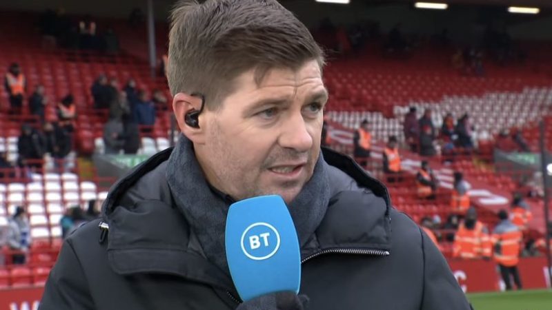 Gerrard suggerisce che Klopp avrebbe dovuto apportare due modifiche al suo XI iniziale contro il Chelsea