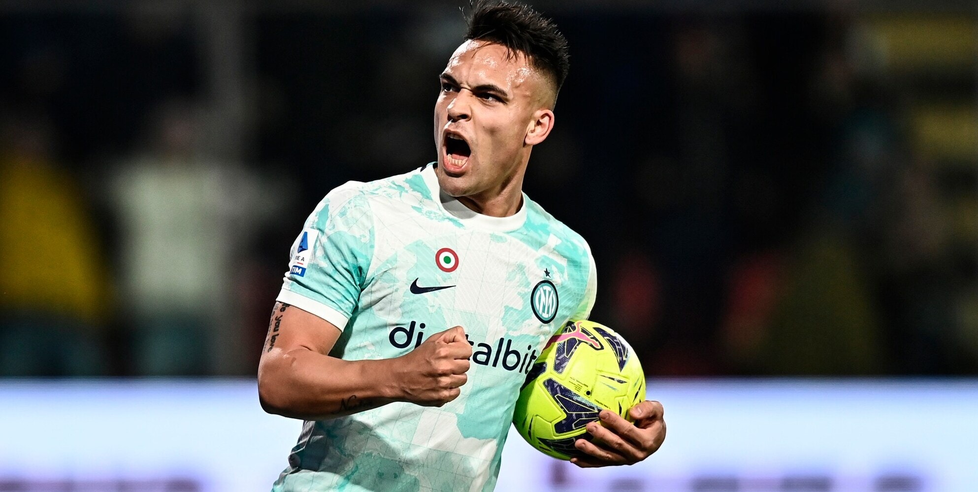 Lautaro Martinez segna la Doppietta, Inzaghi Supera il Milan