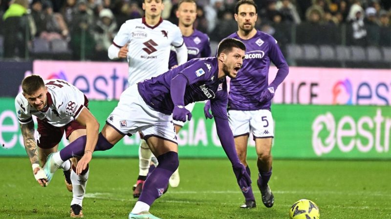 Serie A: Jovic si guadagna un’ultima chance alla Fiorentina: “Dobbiamo recuperarlo”