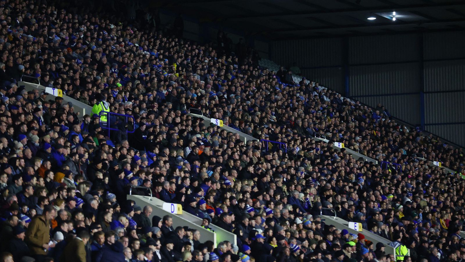 Sheff Weds difende le disposizioni di sicurezza dopo le accuse di sovraffollamento per il pareggio della Newcastle FA Cup