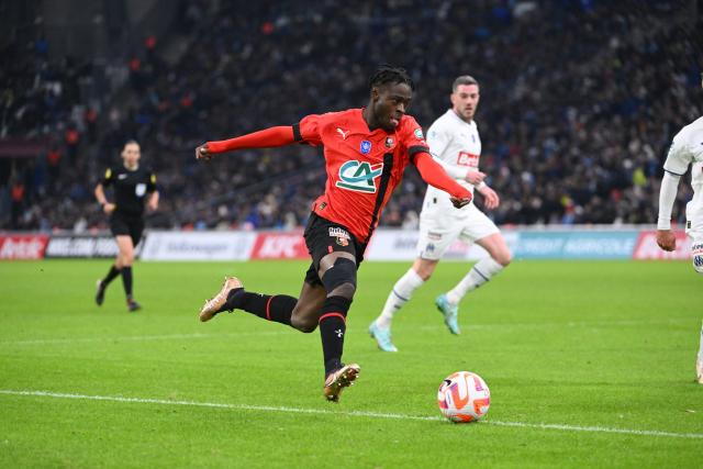 🇫🇷 –  Trasferimenti: l’Everton discute anche con il Rennes per Kamaldeen Sulemana