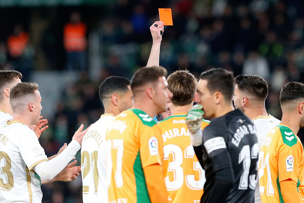 Elche – Betis |  LaLiga Santander: L’ennesimo colpo per un Elche indignato… che esplode contro l’arbitro