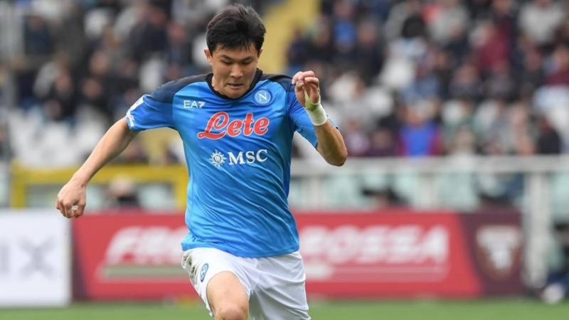 Gazzetta – Napoli e il caso Kim: la clausola per l’estero ora fa paura