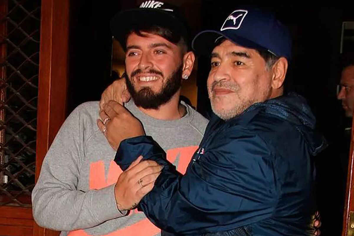 Serie A: Diego Maradona Junior si dimette da allenatore del Napoli United