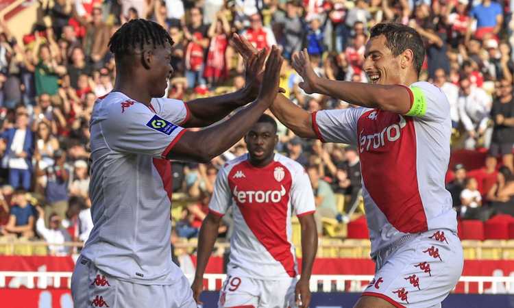 Ligue 1: tris Lille al Lorient e 5° posto, si ferma il Nizza. LIVE: Monaco 0-0, alle 20.45 PSG-Lione | Estero