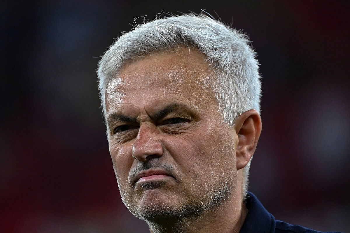 Europa League: La finale più amara di Mou: resta alle porte degli allenatori più vincenti