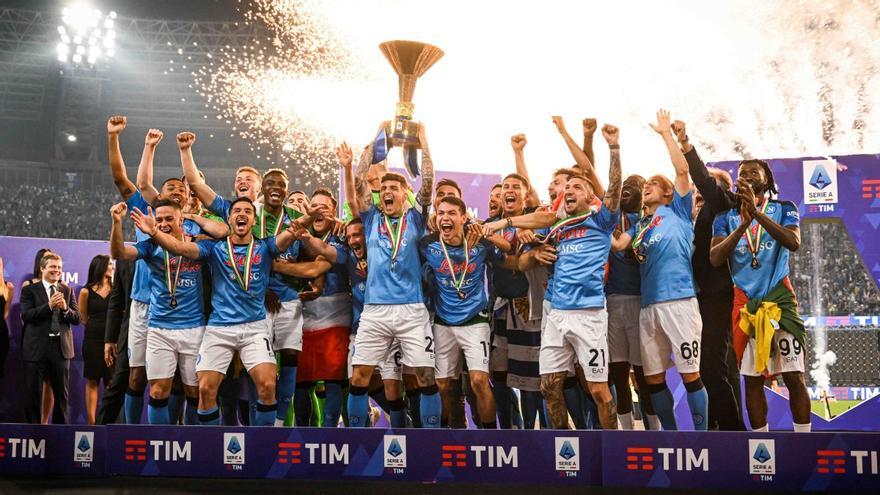 Il Napoli riemerge 33 anni dopo