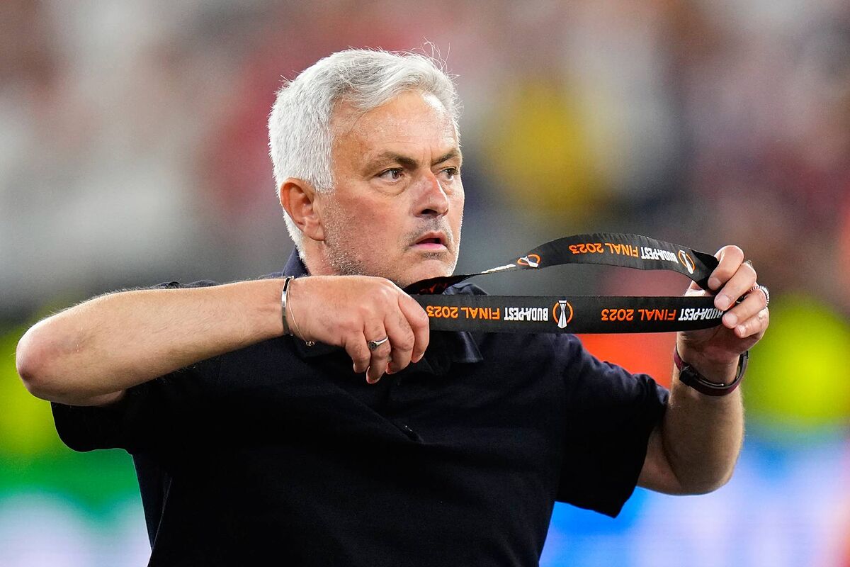 Serie A: Mourinho si dimette da un incarico in UEFA dopo la sanzione: “I principi in cui credeva non esistono più”