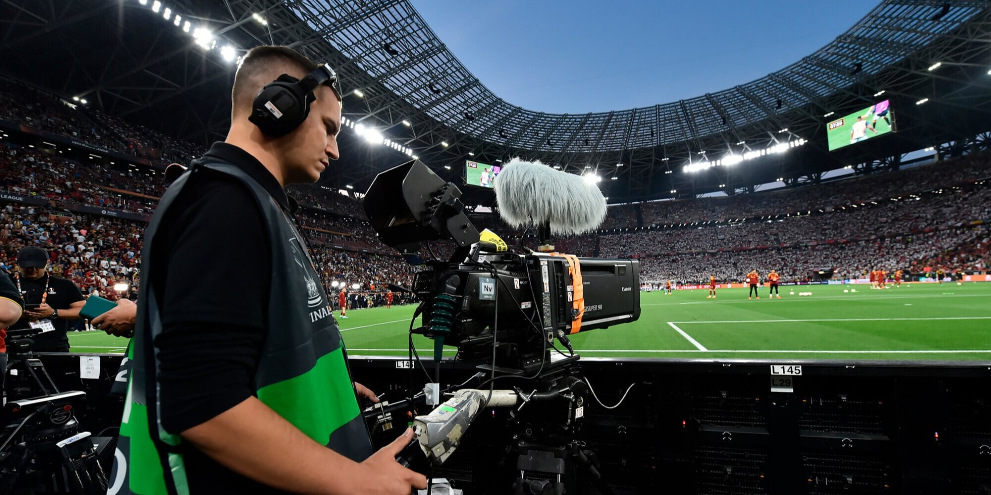 TS – Sky, Dazn e Mediaset in gioco