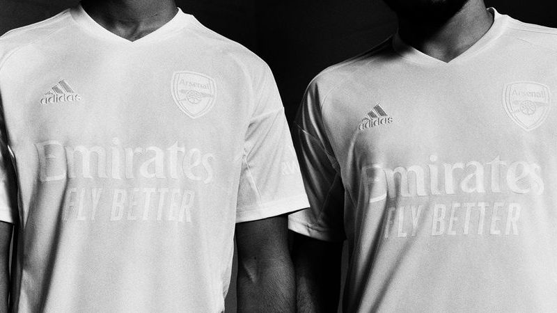 Arsenal e adidas annunciano il terzo capitolo della campagna anti-coltello No More Red