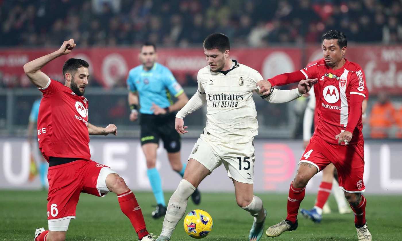 Calciomercato.com – Jovic espulso in Monza-Milan: colpo in faccia a Izzo, quante giornate rischia|Serie A