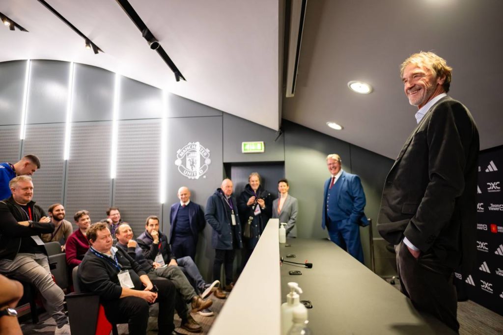 Il Manchester United in trattative con la stella del Benfica da 100 milioni di euro per diventare il primo acquisto di Sir Jim Ratcliffe: rapporto