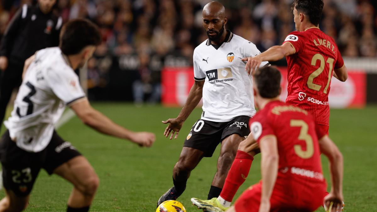 Nyland tifa Siviglia al Mestalla