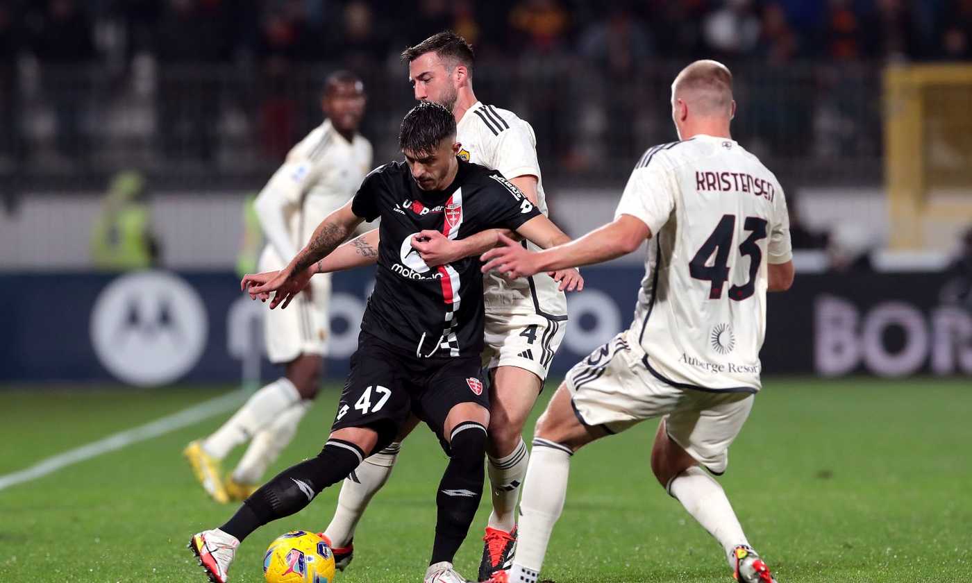 Serie A MOVIOLA LIVE: contatto Bondo-Hujsen, rigore per la Roma|Serie A