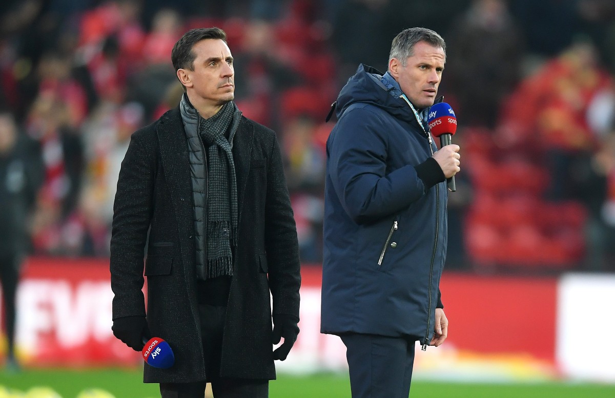 Jamie Carragher prende in giro il Manchester United mentre il commento di Gary Neville sui “lavori in bottiglia da miliardi di sterline” torna a morderlo