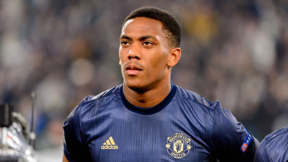 Anthony Martial annuncia la partenza del Manchester United