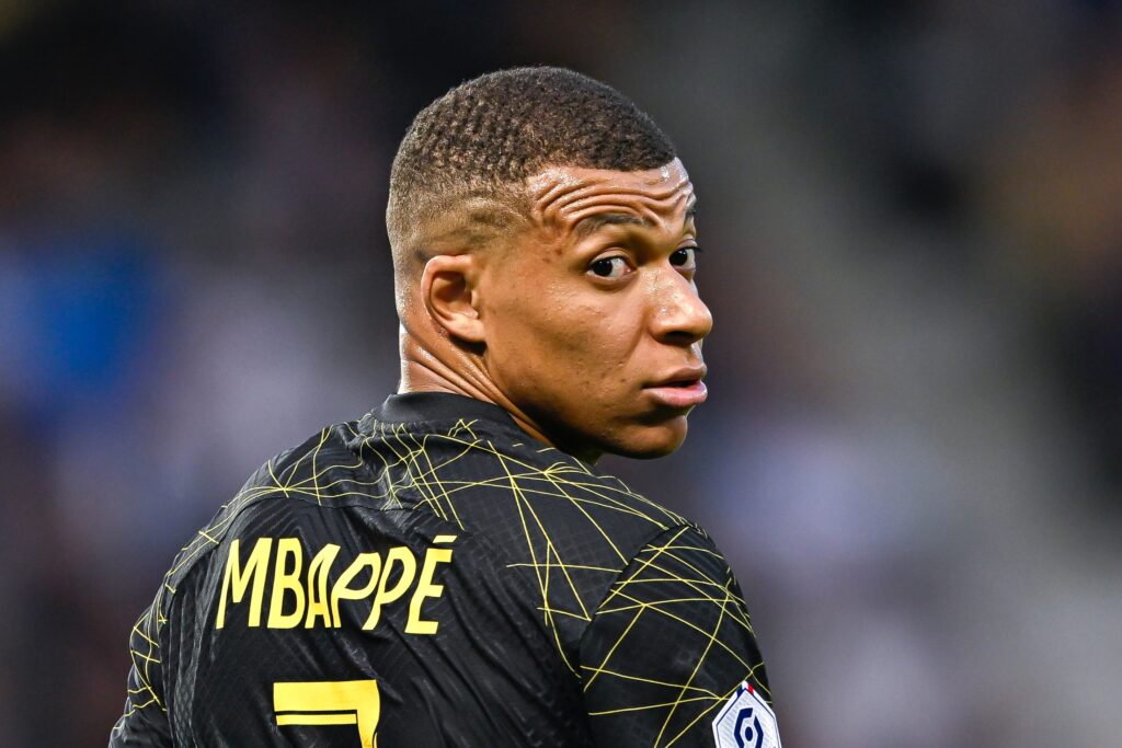 Kylian Mbappé Commenti sul trasferimento al Liverpool mentre l’uscita del PSG è confermata