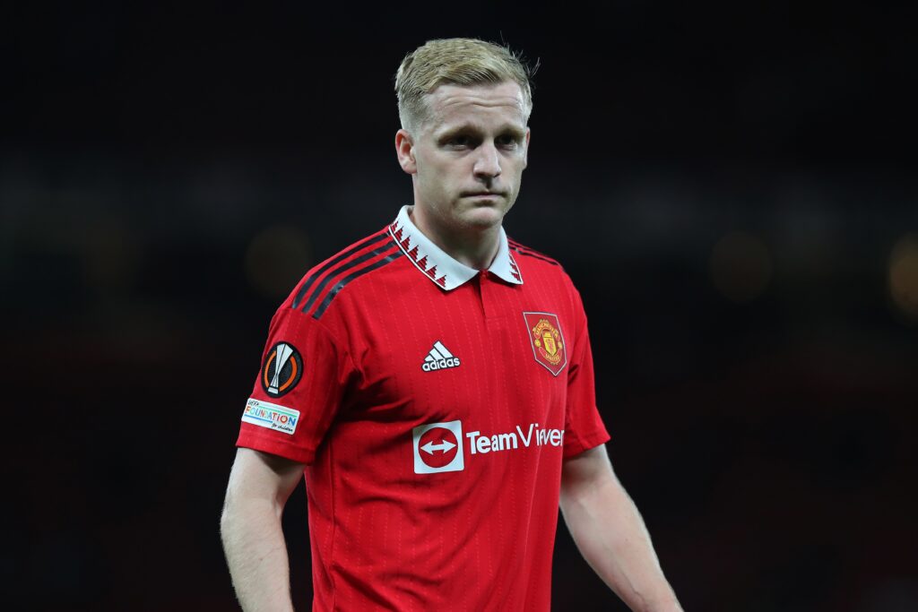 Nuova destinazione per l’outcast Van de Beek al Manchester United