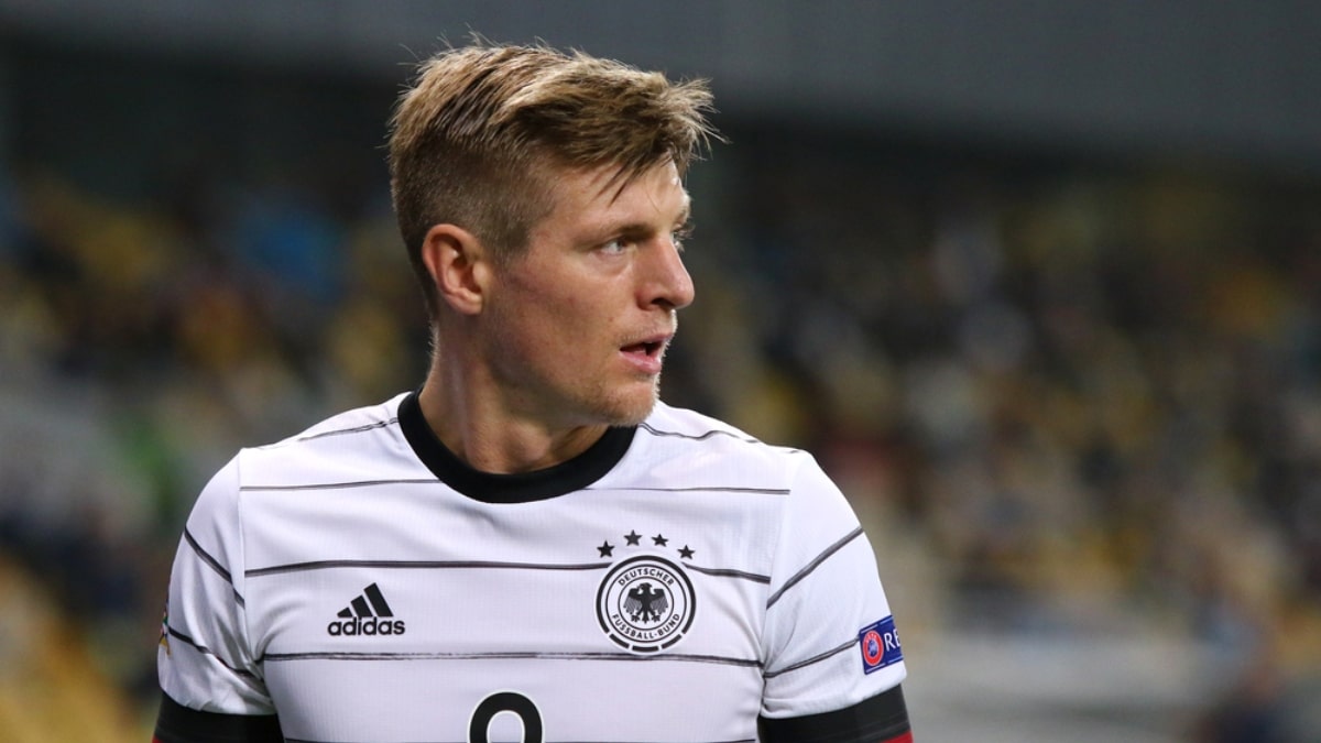 Kroos non ha intenzione di andare in pensione prima del previsto mentre la Germania si prepara per la Spagna