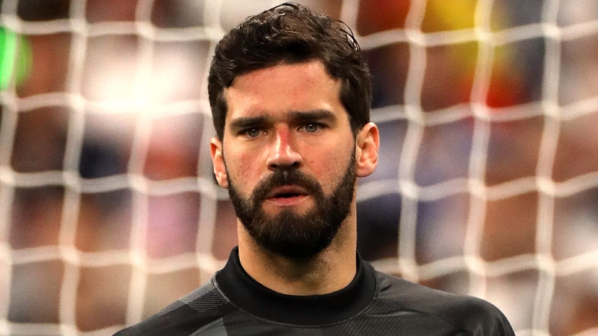 Slot fornisce aggiornamenti sugli infortuni di Alisson e Robertson