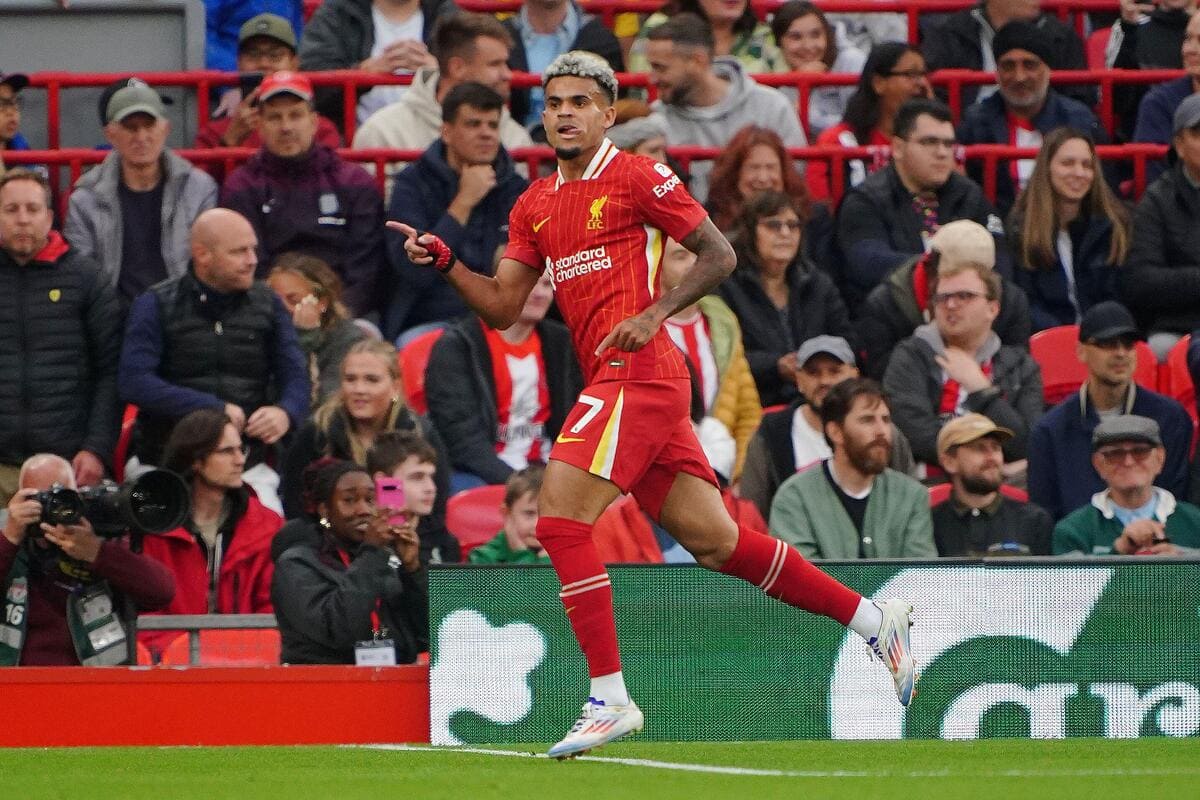 Diaz e Salah portano Slot a un volo ad Anfield