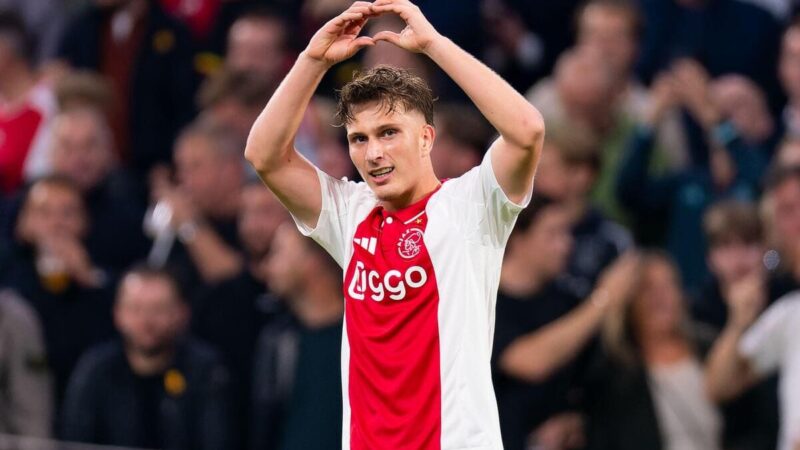 Godts segna una doppietta mentre l’Ajax travolge il Besiktas