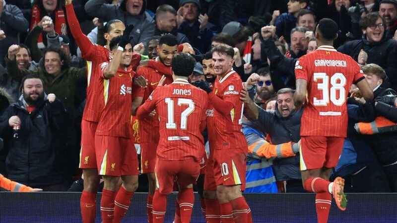 Il Liverpool mantiene un inizio perfetto mentre il Celtic salva un punto