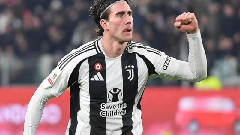 Dusan Vlahovic affila i denti con la Juve: “Ci vedremo dopo il mercato”