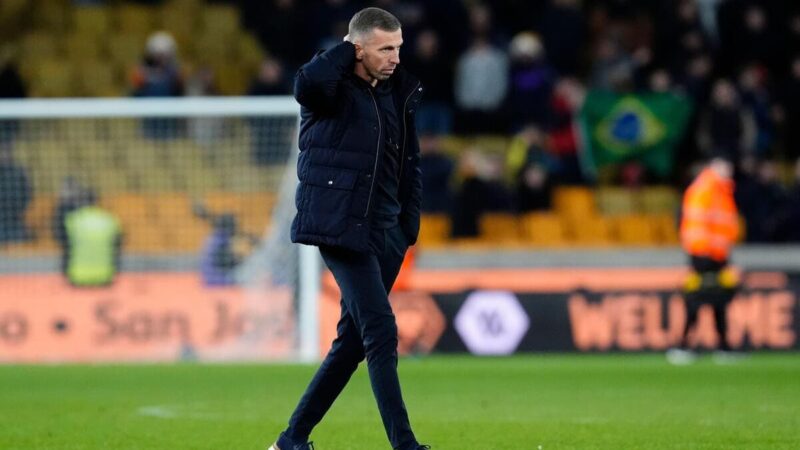 Gary O’Neil è stato licenziato dalla carica di allenatore dei Wolves dopo la sconfitta di Ipswich