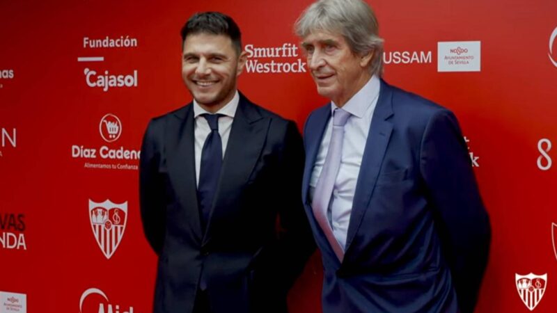 Pellegrini e Joaquín, presenti all’omaggio a Navas: “Siamo qui per l’ammirazione che abbiamo per lui”